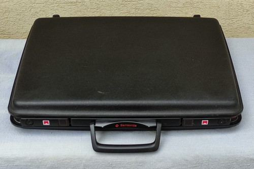 Samsonite slim attache case - slim,