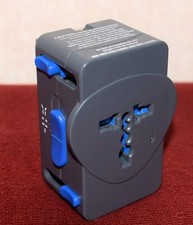 Adaptateur universel Samsonite